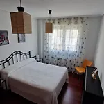 Hébergement de vacances Adosado Con Jardin