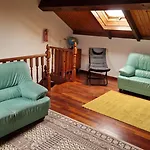 Adosado Con Jardin Hébergement de vacances *