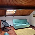 Hébergement de vacances Adosado Con Jardin *