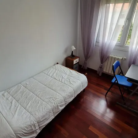 Adosado Con Jardin Holiday home