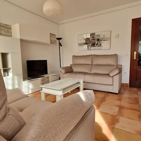 Adosado Con Jardin Holiday home Cobreces