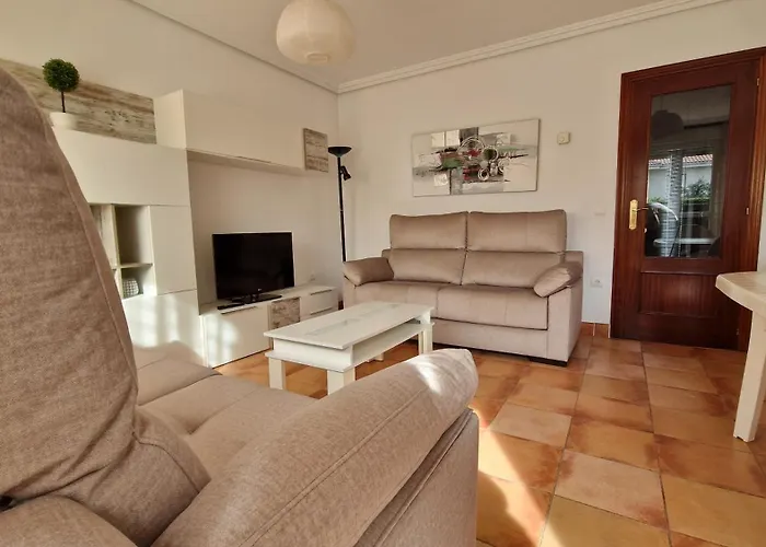 Adosado Con Jardin Ferienhaus Cóbreces